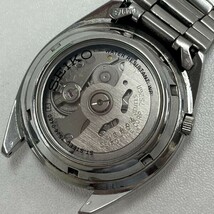 K-Q072-K52-311◎SEIKO セイコー メンズ腕時計 7S26-0480 黒文字盤 3針 デイデイト 裏スケルトン AT自動巻き 可動 ⑤_画像6