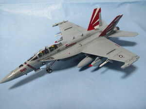 【リペイント完成品】1/144 F-Toys 『 EA-18G GROWLER 』第154戦闘攻撃飛行隊 "スコーピオンズ" CAG機 2021