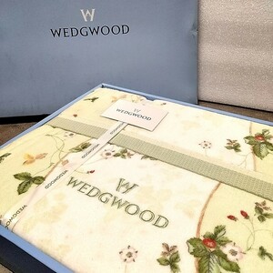 g2402294 WEDGWOOD Wedgwood махровое покрывало постельные принадлежности лесная земляника WILD STRAWBERRY