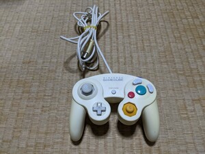 ゲームキューブ　コントローラー　ホワイト