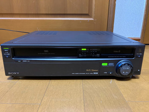 SONY VHS/8mmビデオデッキ WV-F1