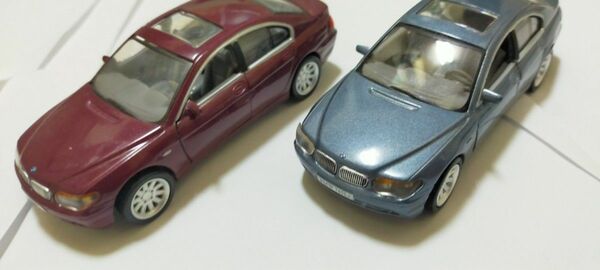 ミニカー プルバックカーBMW71/43TINSTOYS