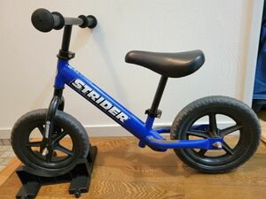 「現地取引限定価格」STRIDER ストライダー キックバイク バランスバイク ペダルなし自転車