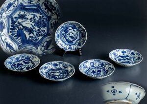 中国 明 古染付 南京 染付芙蓉手 皿 銘々皿 五客 絵替わり 呉須 青花 草木