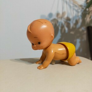 昭和レトロ ハイハイ赤ちゃん ベビー ゼンマイ  フィギュア 人形の画像1