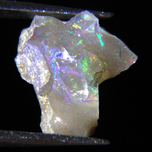 【激安】天然ファイアーオパール母岩付き原石 大粒 2.70ct エチオピア【501】の画像4