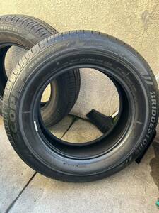 バリ山 BRIDGESTONE ecopia NH100 RV 4本 ラジアルタイヤ　ダンロップ ブリジストン 215 65R16 アルファード　ヴェルファイア