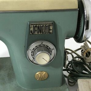 【4/28最終処分】JANOME ジャノメ ミシン TYPE M-1100 ペダル付き 昭和レトロ 通電確認済み AAA0001大3263/0229の画像2