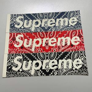 supreme ステッカー　ペイズリー