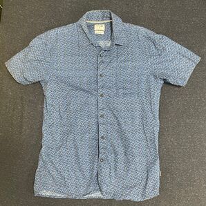Hurley 花柄半袖シャツ(ブルー)