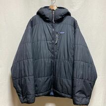 人気色 F01 ブラック×ネイビー パタゴニア ダスパーカー XL 00s 古着 ヴィンテージ 2001 Patagonia DAS PARKA 中綿 黒 オールド 希少_画像1