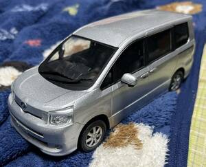 1/24 トヨタ ヴォクシー カラーサンプル toyota voxy 難あり