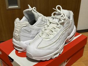 NIKE AIR MAX 95 ESSENTIAL White（正規品 本物 エアマックス イエローグラデ コラボ Supreme stussy force jordan travis off aj1 sb dunk