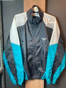 ☆送料無料☆ Reebok　リーボック　薄手　ジャケット　シャカシャカ　Mサイズ