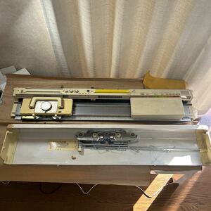 通電OK ★ ジャンク品 SILVER-REED SK-560 あむあむ　編み機 ELECTRONIC KNITTNG MACHINE シルバーリード 21300y