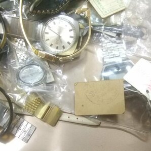 閉店在庫品修理で取りに来ない腕時計セイコー等ジャンク品 Z348の画像5