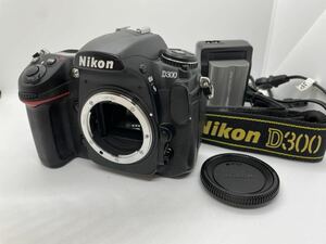 【SK004】 [良品] Nikon / ニコン / D300 ボディ / バッテリー / 充電器 / ストラップ