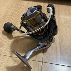 DAIWA ダイワ 紅牙　KOHGA MX 2508PE-H スピニングリール　箱付き