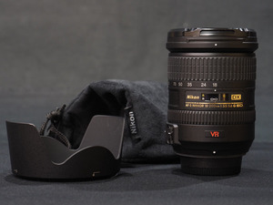 【可動品】ニコン NIKON AF-S NIKKOR 18-200mm 1:3.5-5.6G ED VR　レンズフード＆ポーチ付