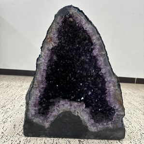 30 天然水晶 アメジストドーム 紫水晶 重量約32.9kgの画像1