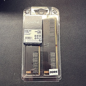 【新品・未使用】crucial 64GB KIT (32GB 2枚) CT2K32G48C40U5