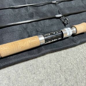 【渓流解禁記念セール!!】 illworks 源流専用モデル 低弾性カーボンver 4'9''xul スピニングロッド Cホワイト/Mレインボー 渓流釣りの画像3