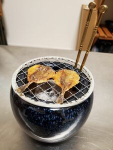 【1点物】ミニ火鉢 レトロ 陶器 珪藻土灰付き