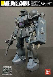 【塗装済完成品】ガンプラHGザクⅠ：MS-05B ZAKUⅠ黒い三連星仕様 蛍光水転写デカール貼り『バンダイBANDAI』