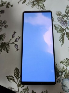 Xperia　１v　SIMフリーモデル　カーキグリーン　１６GB 512GB