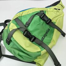 【美品】Patagonia パタゴニア ATOM アトムスリングバッグ ワンショルダーボディバッグ ボディーバッグ 48259SP13_画像2