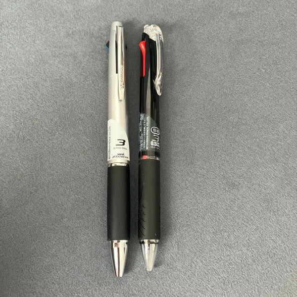 ジェットストリーム 3色ボールペン 黒（黒・赤・青）0.5mm SXE340005.24 0.7mm SXE3-800-07