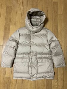 Тег тег Moncler Paris Down Jacket 00 BEIGE MONCLER PARIS VINTAGE