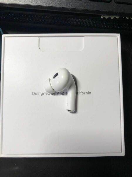 Apple AirPods Pro 第2世代　右側　右耳　lightning充電