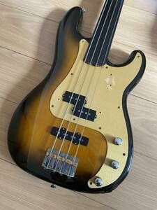 Precision Bass Type Fretless　PJ