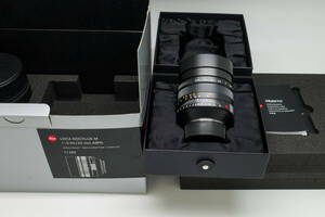 leica NOCTILUX -M 50 mm f/0.95 ASPH　新品同様　外箱　元箱　レンズキャップ　リアキャップ　純正フィルター付き