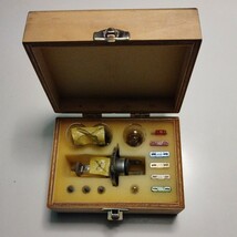 アルファロメオ 164用予備のバルブとヒューズ中古_画像2