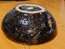 A1228　粘土工芸完成品　陶芸　大鉢　盛鉢　花器　和食器　直径/24〜25.5cm　高さ/10cm　重量/2100ｇ_画像5