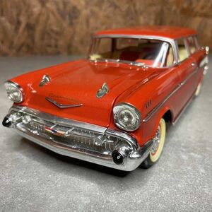 '57 シボレー ノマド　1/18　ROAD TOUGH製　CHEVY NOMAD 　Bel-Air Station Wagon ベルエア ステーションワゴン　Chevrolet 1957