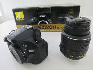 52■80/　Nikon　D5200　18-55mmVR Kit　0209