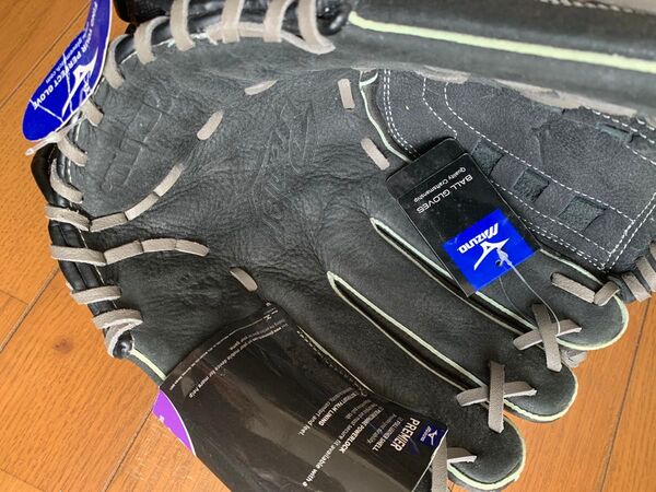 MIZUNOソフトグローブ ピッチャー ブラック 未使用品