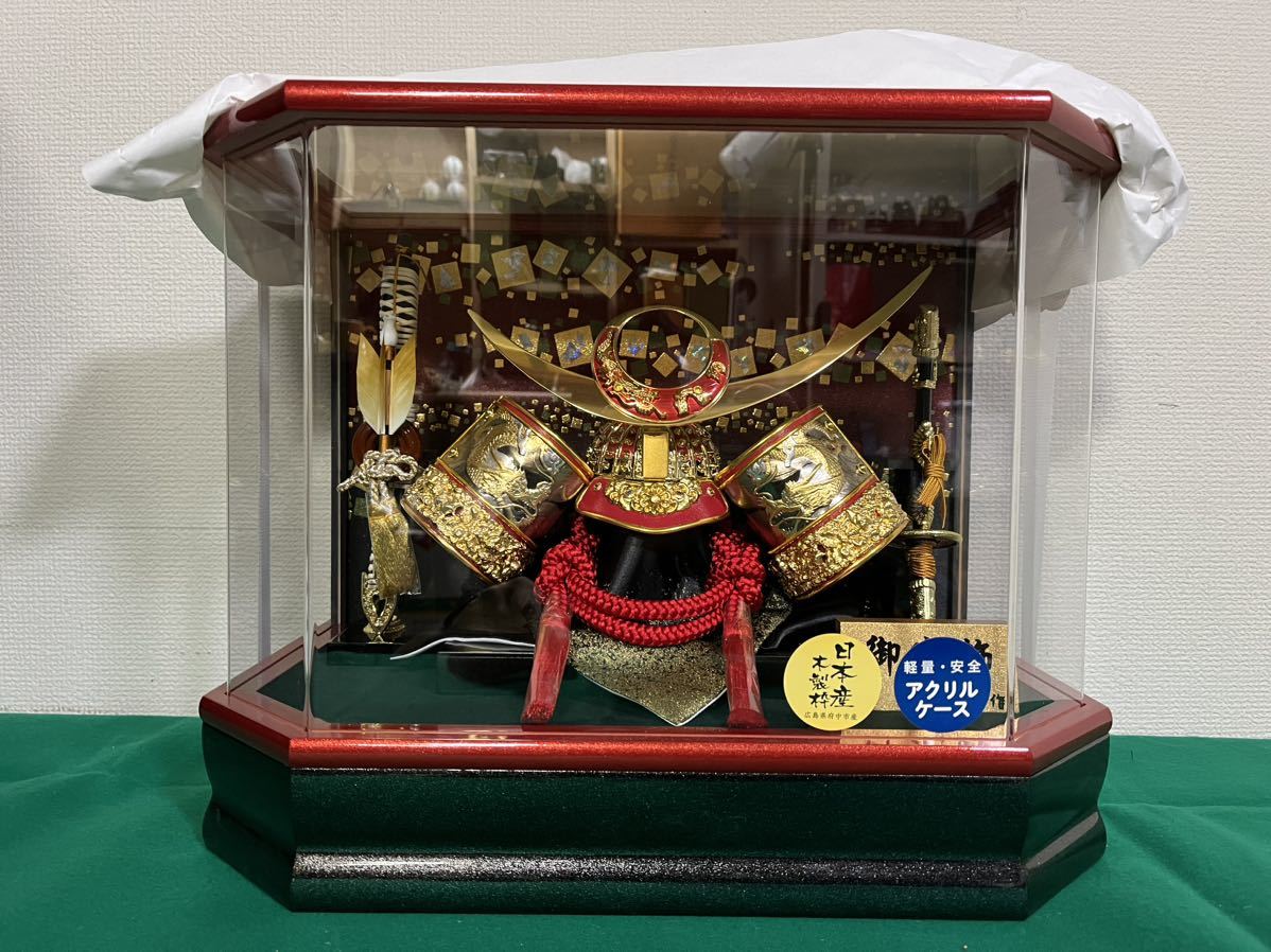 Hecho en Japón, marco de madera, con caja de música, armadura de época, decoración del casco, decoración de armadura, Festival de los chicos, muñeca de mayo, muñeca guerrera, Día del Niño, recopilación, ornamento, 20240123-21, estación, Eventos anuales, Día del Niño, casco