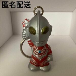 ウルトラマン　キーホルダー　レトロ