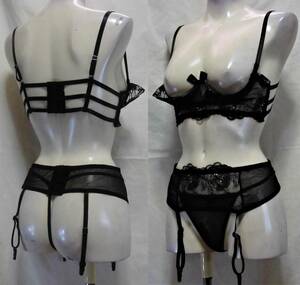 [ new goods unused ] bra [ open bust ]& shorts [ T-back *G -stroke ]& garter belt ( size :Free) see-through race rhinestone 