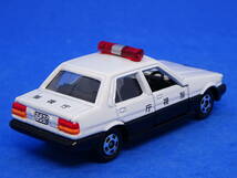 【絶版イオン限定】 トヨタ カローラ〈警視庁〉パトロールカー 1/61_画像5