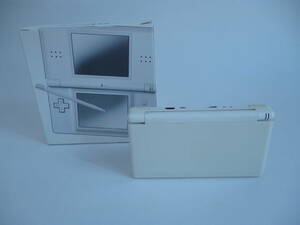  Nintendo DS Lite nintendo Nintendo USG-001 белый переносной игра машина электризация проверка settled первый период . settled адаптор есть с ящиком 