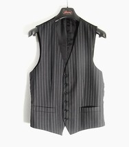 size48相当☆美品☆ブリオーニ Brioni ウールジレ ブラック系ストライプ_画像1