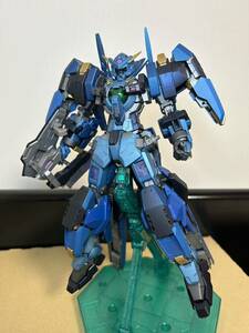 【1円～】 【塗装・組立済】 MG アヴァランチアストレアTYPE-Fダッシュ　機動戦士ガンダムOO　プラモデル　アヴァランチダッシュ