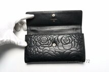 近年モデル希少美中古■CHANEL 20番台 カメリア レザー 2つ折り長財布 シャネル■0201rr2093658_画像4