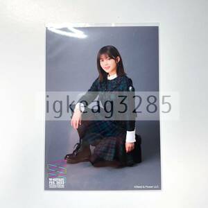 櫻坂46 尾関梨香 座り スワリ 風に吹かれても 5th制服 卒業 生写真 欅坂46 バラ