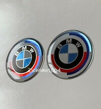 BMW 50周年 Mエンブレムステッカー エポキシ シール バイク 車 燃料タンク ウインドウ 内装 ドレスアップ Mカラー 30mm 2枚_画像3